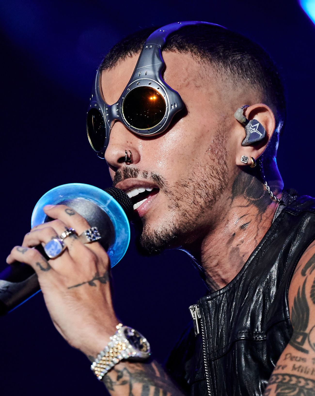 Rauw Alejandro reggaeton concert Paris