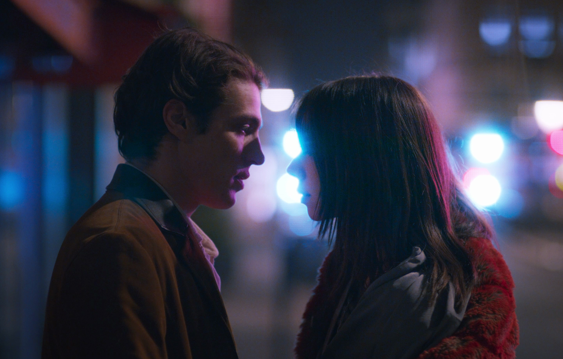 Victor Poirier et Kim Higelin dans le film Alterlove (2025).